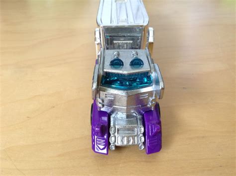 Julian S Hot Wheels Blog Galactic Express Dekotora Decorated Truck Mad Manga