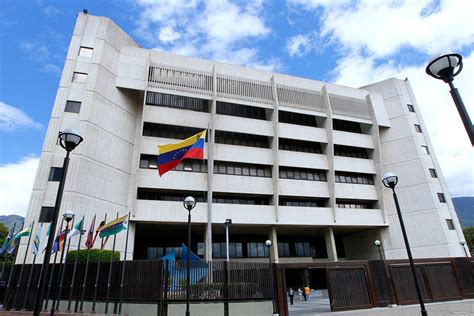 Tsj Admiti Recurso De Movimiento Chavista Para Proteger A Menores Por