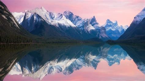 Reflection Mountains Nature 4K Wallpaper