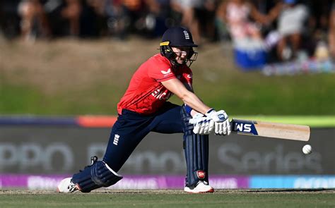 Engelse Klop Windies Met 7 Paaltjies In T20 Wb Vir Vroue Netwerk24