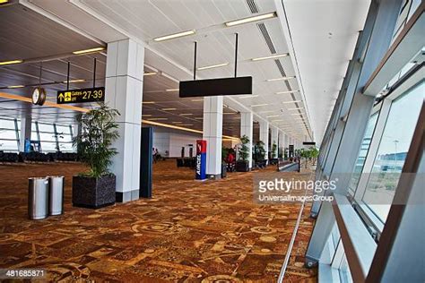 50 Shimla Airport Stock Photos, High-Res Pictures, and Images - Getty ...