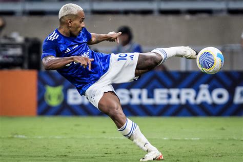 Troca Por Craque Palmeiras Negocia Matheus Pereira E Prop E Troca