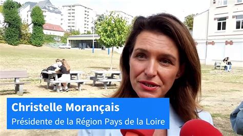 La Pr Sidente De La R Gion Christelle Moran Ais Au Lyc E St Charles