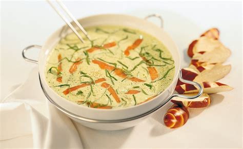 Mangoldsuppe mit Räucherlachs Rezept GUSTO AT