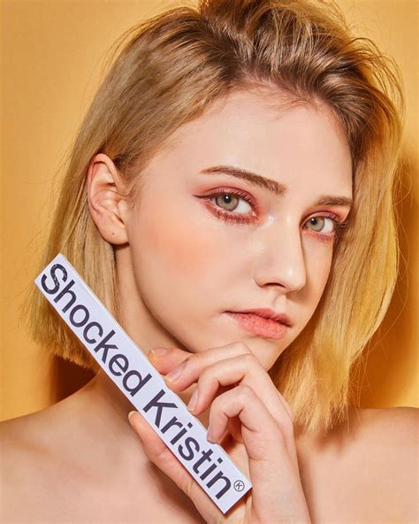 츄 Chuu Korea Officialはinstagramを利用しています「shocked Kristin Hazel Hapakristin」 Chloe Korea Korean