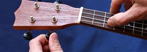 Ukulele Tuning Guide - Ways to Tune It & How to do It