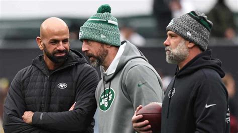 Will Aaron Rodgers Finally Take The Field Jets Hc Robert Saleh Keeps