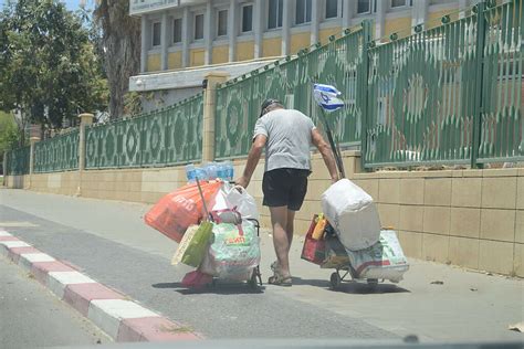 נמצאים בעיצומו של גל משמעותי ממדי העוני נחשפים והם מדאיגים מאוד