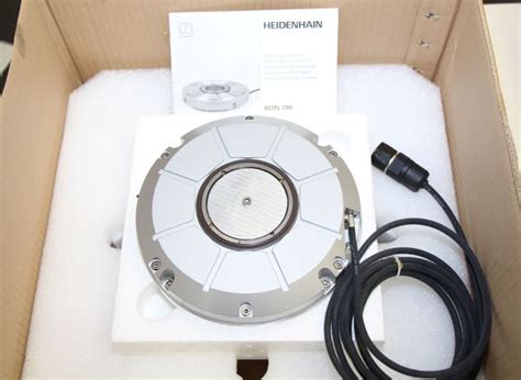 Heidenhain Ron C Incremental Angle Encoder With Integral Bearing In