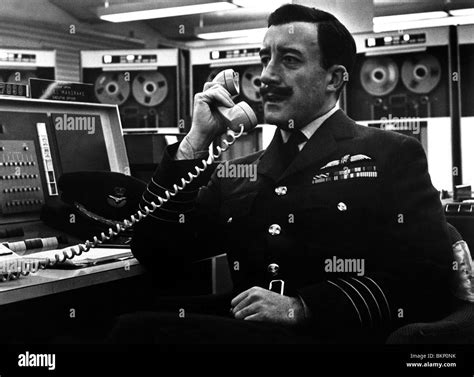 Peter sellers dr strangelove hi-res stock photography and images - Alamy