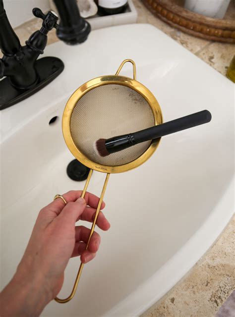 diy makeup brush cleaning solution 10
