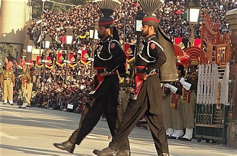 Wagah Border - Join a Super Thrilling Flag Lowering Ceremony