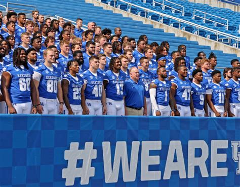 Video Kentucky Hc Mark Stoops Media Day Catsillustrated