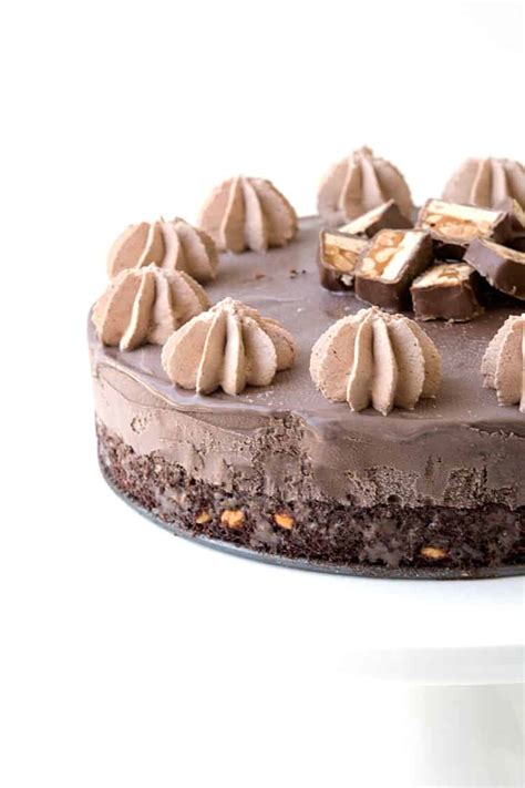 Snickers Chocolate Brownie Ice Cream Cake Sweetest Menu