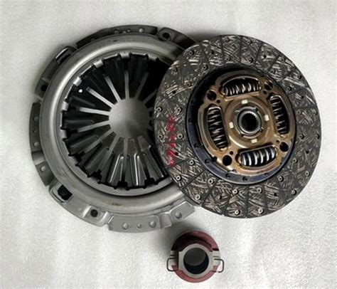 Clutch Kit Clutch Cover Disc Bearing For Foton Tunland Cummins 2 8