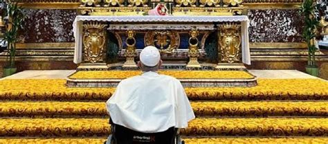 De Retour Rome Le Pape Est All Prier Sainte Marie Majeure