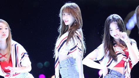 K 이엑스아이디 EXID 핫핑크 HOT PINK 하니 HANI 백제문화제 By Sleeppage YouTube