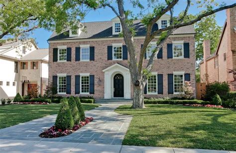 Pink Brick With Charcoal Shutters House Exterior Exterior Brick