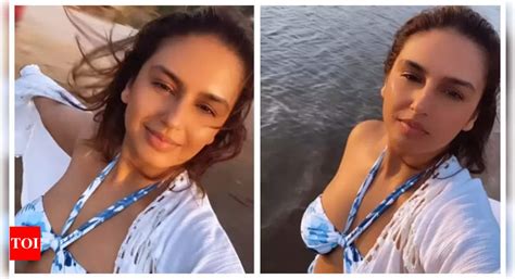 Huma Quresh Bikini Photo Image Huma Qureshi Stuns In A Printed