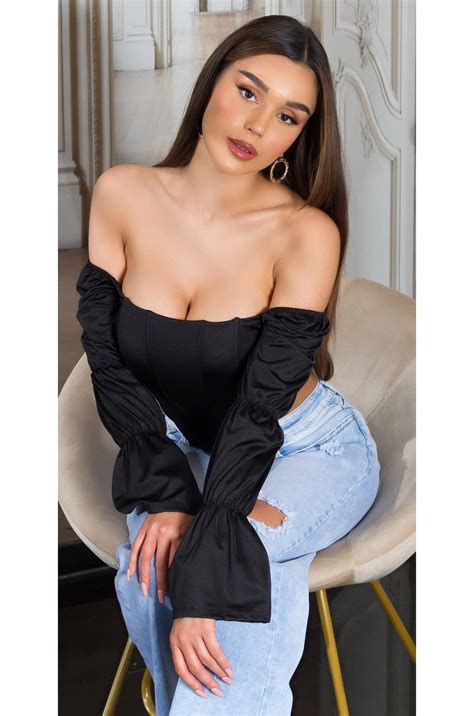 Top Dama Tip Corset Negru Din Satin Cu Maneca Lunga Si Umerii Goi