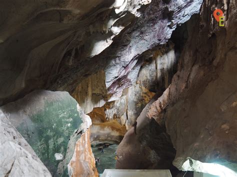 Perak Cave Temple – Climb Up To The Top For A View Of Ipoh!