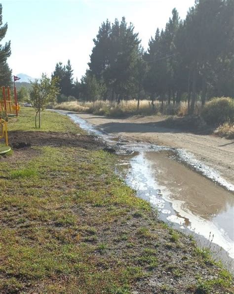 Vecinos del Este llevan dos días sin agua por rotura de un caño maestro