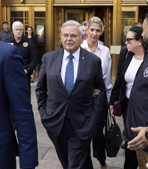 Senator Menendez Pleads Not Guilty To Bribery Charges New York Efe