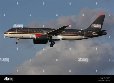 Royal Jordanian A320 Stock Photo Alamy