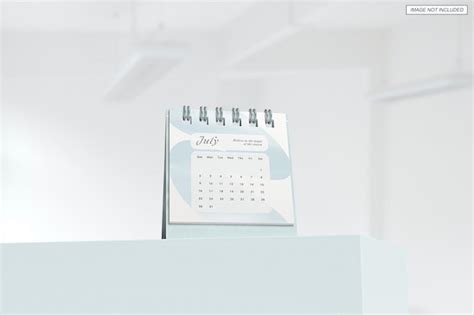 Premium Psd Desk Calendar Mockup