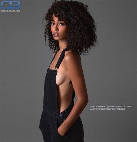 Raven Lyn Nude Pictures Photos Playboy Naked Topless Fappening