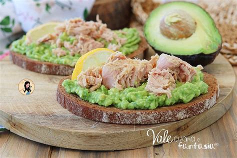 AVOCADO TOAST AL TONNO Ricetta Veloce E Leggera Ricette Idee Pasto