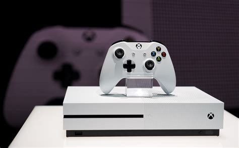 Xbox One S Doesn't Support 4K Right Out of the Box - Requires Update to ...