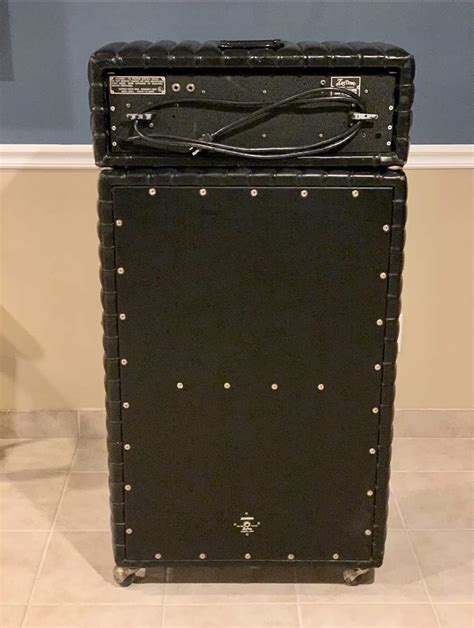 Sold Kustom K200 B 1 Tuck And Roll” 2x15 Bass Head And Cabinet 1973