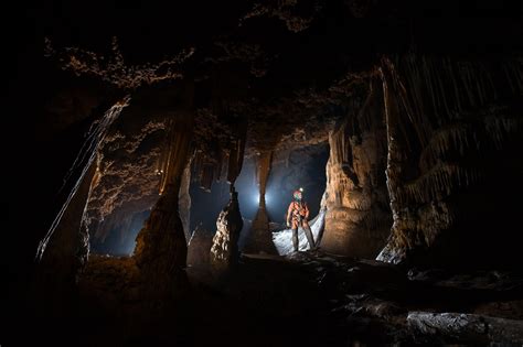 30 Mysterious And Fascinating Caves And Dens Blog Cave