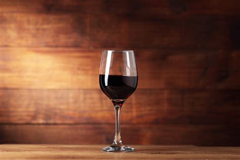 350 Wine Glass Pictures Download Free Images And Stock Photos On Unsplash