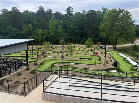 The Maze Of Hochatown And Chili Dippers Double The Activities Double