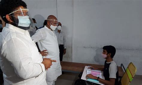 Rajamahendravaram Minister Meets Covid Affected Students At Tirumala