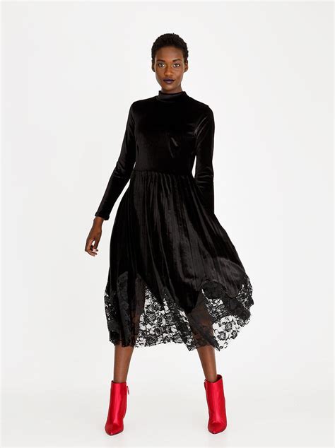 Pleated Velour Dress Black STYLE REPUBLIC Formal Superbalist