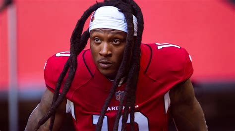 Deandre Hopkins Has Reportedly Received A Contract Offer From Titans While Patriots Are