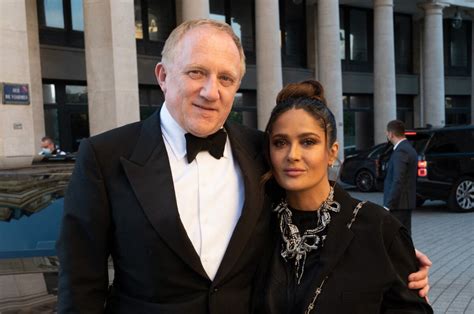 Photo Salma Hayek et François Henri Pinault arrivent au dîner de la