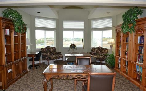 Creekside Oaks Retirement Community | SeniorLiving.com