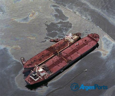 Murió el capitán del Exxon Valdez el buque que en 1989 produjo un