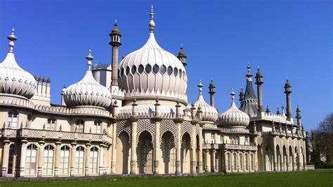 Royal Pavilion, Brighton, England. : displaced