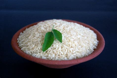 Ir Long Grain Raw Rice Midas Overseas