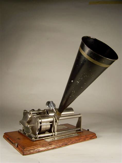 Encountering Antique Phonographs The Antique Phonograph Society The