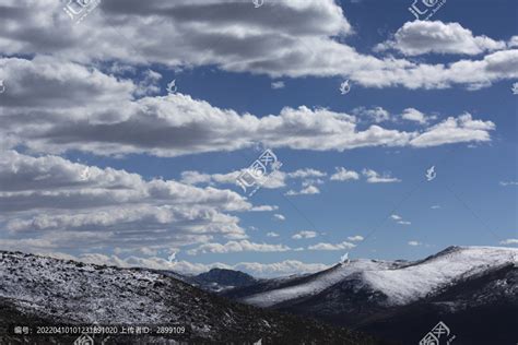 蓝天白云雪山川西高原风光高原平原自然风景摄影素材汇图网