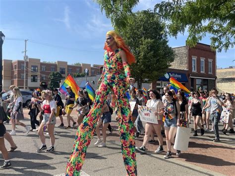 Muskegon Pride Festival Begins With First Ever Muskegon Pride Parade