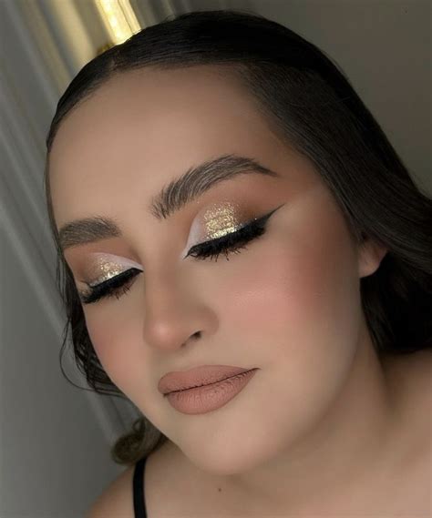Pin By Estefany Anell On Maquillaje Social Fashion Makeup Glamour