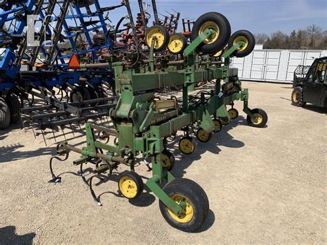John Deere 85 Online Auctions