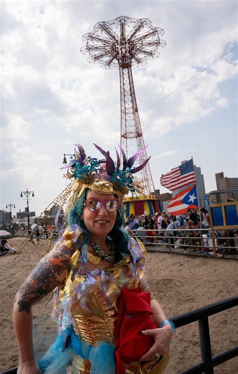 St Annual Mermaid Parade Lori Hillsberg Flickr